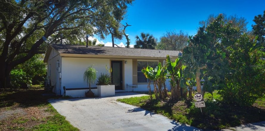 Villa ou maison à Seminole, Floride 3 chambres, 102.56 m2 № 1552328