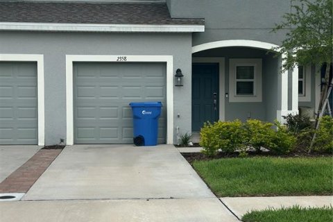 Touwnhouse à louer à Wesley Chapel, Floride: 3 chambres, 127.55 m2 № 2099708 - photo 2