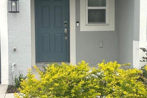 Touwnhouse à Wesley Chapel, Floride 3 chambres, 127.55 m2 № 2099708