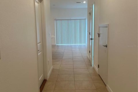 Touwnhouse à louer à Wesley Chapel, Floride: 3 chambres, 127.55 m2 № 2099708 - photo 10