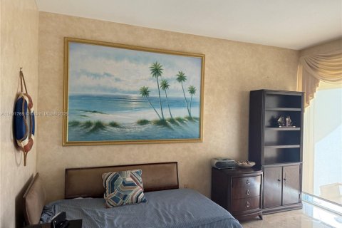 Condo in Bal Harbour, Florida, 3 bedrooms  № 1944941 - photo 26