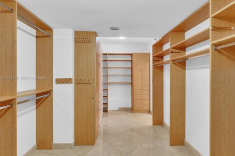 Condo in Aventura, Florida, 3 bedrooms  № 2027832 - photo 14