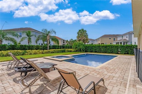 House in Kissimmee, Florida 9 bedrooms, 430.14 sq.m. № 1522087 - photo 16