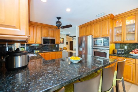 Купить виллу или дом в Пальметто-Бей, Флорида 4 спальни, 298.96м2, № 1969014 - фото 19