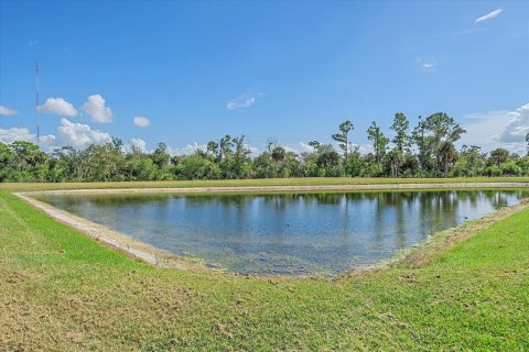 House in Port Charlotte, Florida 2 bedrooms, 146.88 sq.m. № 2152341 - photo 21