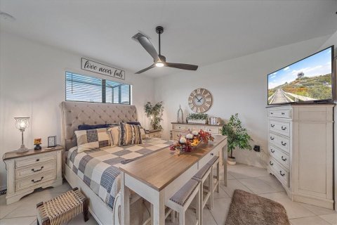 House in Port Charlotte, Florida 2 bedrooms, 146.88 sq.m. № 2152341 - photo 11