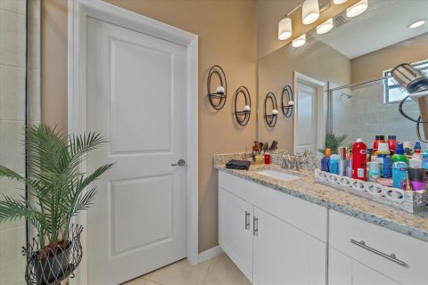 House in Port Charlotte, Florida 2 bedrooms, 146.88 sq.m. № 2152341 - photo 15
