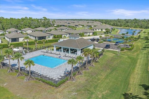 House in Port Charlotte, Florida 2 bedrooms, 146.88 sq.m. № 2152341 - photo 23