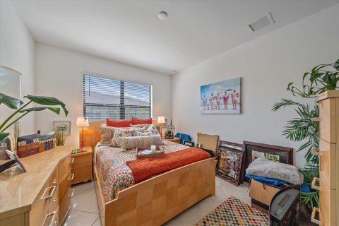 House in Port Charlotte, Florida 2 bedrooms, 146.88 sq.m. № 2152341 - photo 9