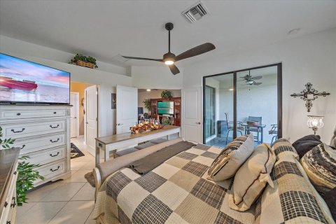 House in Port Charlotte, Florida 2 bedrooms, 146.88 sq.m. № 2152341 - photo 13