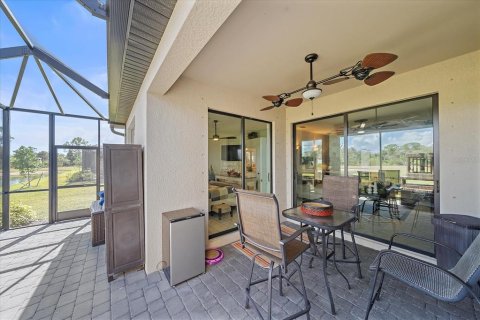 House in Port Charlotte, Florida 2 bedrooms, 146.88 sq.m. № 2152341 - photo 18