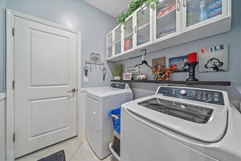 House in Port Charlotte, Florida 2 bedrooms, 146.88 sq.m. № 2152341 - photo 19