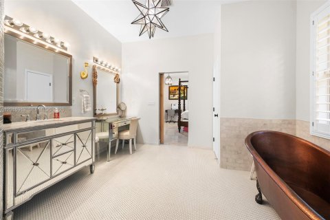 Villa ou maison à vendre à Pinecrest, Floride: 6 chambres, 422.98 m2 № 2254467 - photo 13