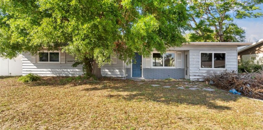 House in Sarasota, Florida 3 bedrooms, 124.12 sq.m. № 1612859