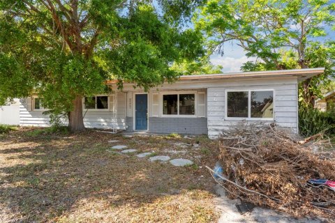 House in Sarasota, Florida 3 bedrooms, 124.12 sq.m. № 1612859 - photo 3