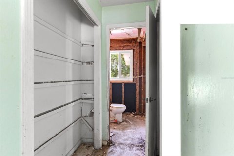 House in Sarasota, Florida 3 bedrooms, 124.12 sq.m. № 1612859 - photo 17
