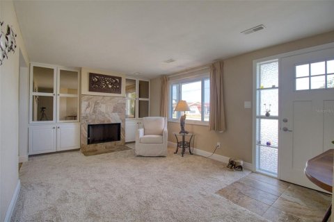 House in Hudson, Florida 2 bedrooms, 118.36 sq.m. № 2147459 - photo 10