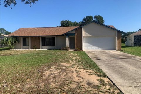 Villa ou maison à Kissimmee, Floride 4 chambres, 160.44 m2 № 2284995