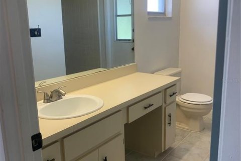 Villa ou maison à louer à Kissimmee, Floride: 4 chambres, 160.44 m2 № 2284995 - photo 11