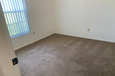 Villa ou maison à louer à Kissimmee, Floride: 4 chambres, 160.44 m2 № 2284995 - photo 15