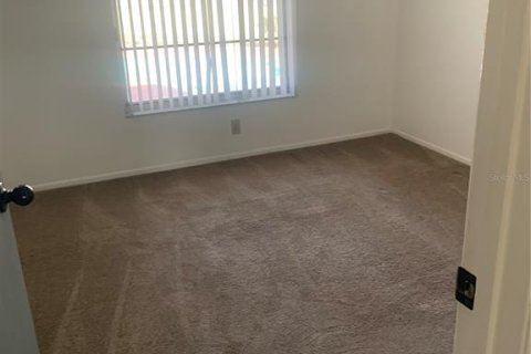 Villa ou maison à louer à Kissimmee, Floride: 4 chambres, 160.44 m2 № 2284995 - photo 18