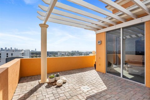 Купить кондоминиум в Майами, Флорида 3 спальни, 164.9м2, № 2049874 - фото 14