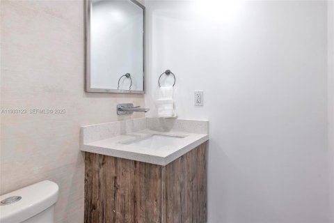 Condominio en venta en Hollywood, Florida, 2 dormitorios, 84.08 m2 № 2035173 - foto 21