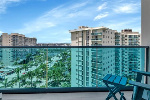 Condominio en venta en Hollywood, Florida, 2 dormitorios, 84.08 m2 № 2035173 - foto 27