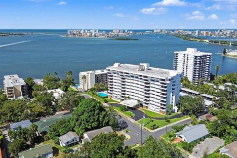 Купить кондоминиум в Клируотер, Флорида 4 комнаты, 93.83м2, № 2429199 - фото 26