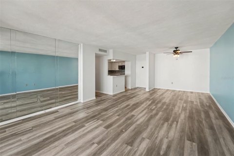 Купить кондоминиум в Клируотер, Флорида 4 комнаты, 93.83м2, № 2429199 - фото 7