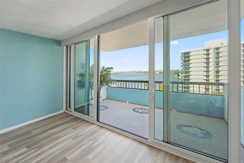 Купить кондоминиум в Клируотер, Флорида 4 комнаты, 93.83м2, № 2429199 - фото 9