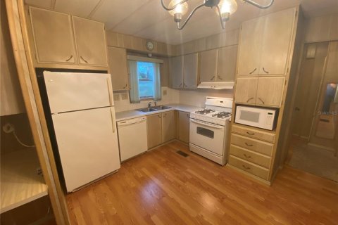 Apartamento en alquiler en Leesburg, Florida, 2 dormitorios, 85.47 m2 № 1879375 - foto 4