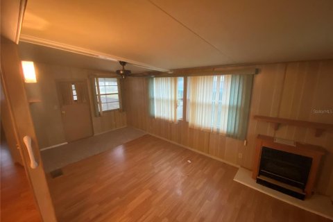 Apartamento en alquiler en Leesburg, Florida, 2 dormitorios, 85.47 m2 № 1879375 - foto 9