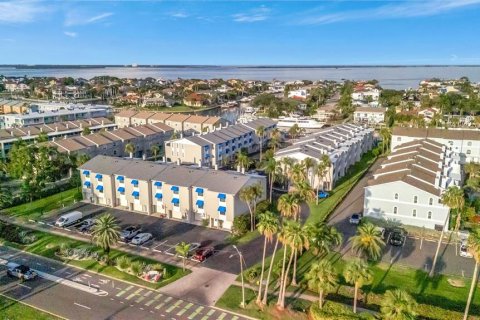Condo à Tierra Verde, Floride, 3 chambres № 2406397