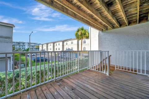 Copropriété à louer à Tierra Verde, Floride: 3 chambres, 137.03 m2 № 2406397 - photo 30