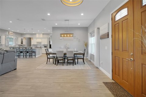 Casa en venta en Wildwood, Florida, 3 dormitorios, 254.92 m2 № 1547175 - foto 11