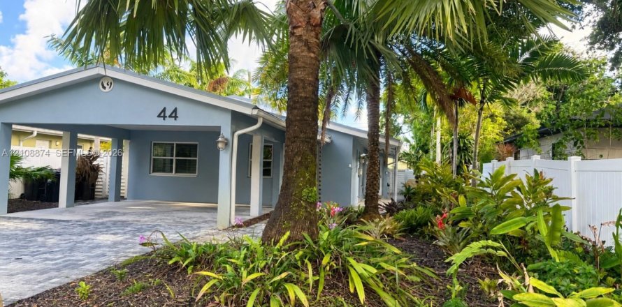 Villa ou maison à Fort Lauderdale, Floride 2 chambres, 91.51 m2 № 2431574
