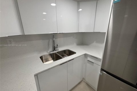 Снять в аренду коммерческую недвижимость в Хайалиа, Флорида 1 спальня, № 2004340 - фото 11