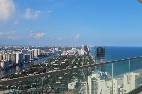 Condo in Sunny Isles Beach, Florida, 2 bedrooms № 2053121 - photo 28