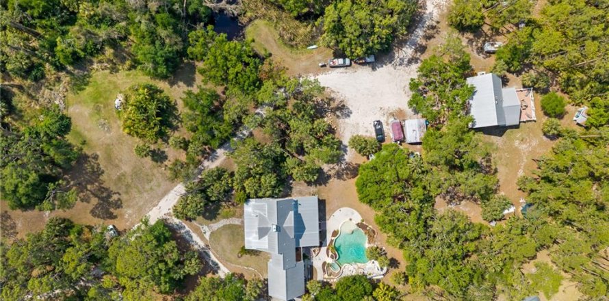 House in Nokomis, Florida 4 bedrooms, 350.61 sq.m. № 1614710