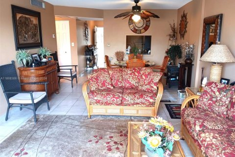 Copropriété à vendre à North Miami Beach, Floride: 1 chambre, 76.92 m2 № 1867411 - photo 9