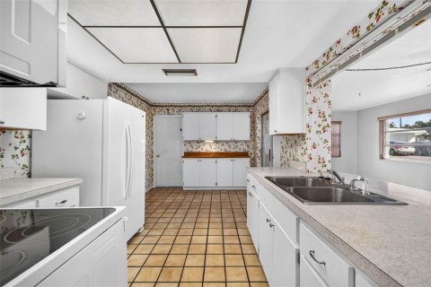 Villa ou maison à vendre à Seminole, Floride: 2 chambres, 153.2 m2 № 2436725 - photo 7