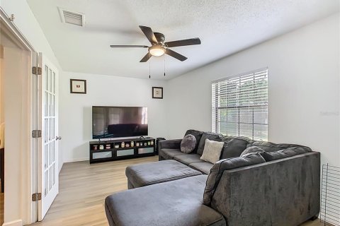 House in Kissimmee, Florida 3 bedrooms, 133.5 sq.m. № 1865947 - photo 14
