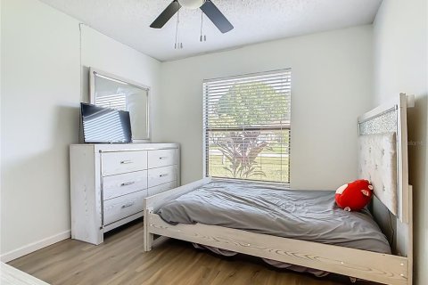 House in Kissimmee, Florida 3 bedrooms, 133.5 sq.m. № 1865947 - photo 21