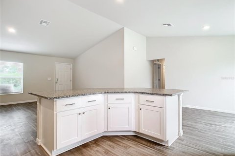 Casa en venta en Port Charlotte, Florida, 4 dormitorios, 150.22 m2 № 1910803 - foto 9