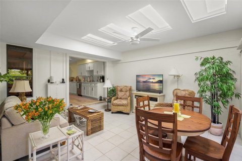 Villa ou maison à vendre à Sarasota, Floride: 3 chambres, 155.98 m2 № 2202594 - photo 21