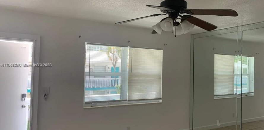 Apartment in Boynton Beach, Florida 2 bedrooms, 69.77 sq.m. № 2023920