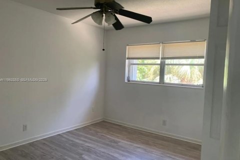 Apartment in Boynton Beach, Florida 2 bedrooms, 69.77 sq.m. № 2023920 - photo 7