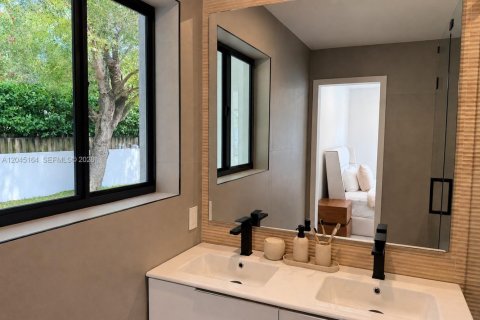Villa ou maison à vendre à Miami Shores, Floride: 3 chambres, 140.1 m2 № 2335165 - photo 9