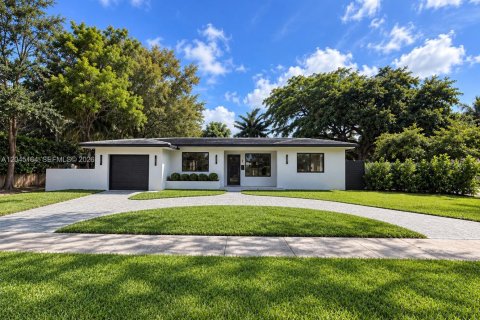 Villa ou maison à Miami Shores, Floride 3 chambres, 140.1 m2 № 2335165